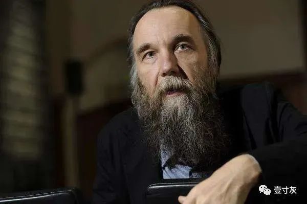 202235c01.jpg