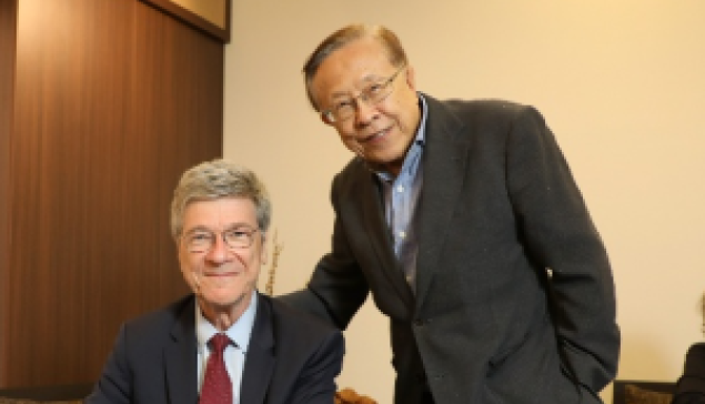 薩克斯與高希均對談：最大的危險是傲慢，重啟對話才有和平 ☆來源：遠見