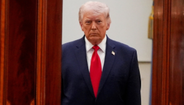 伊朗是個大坑，川普跳進去了！